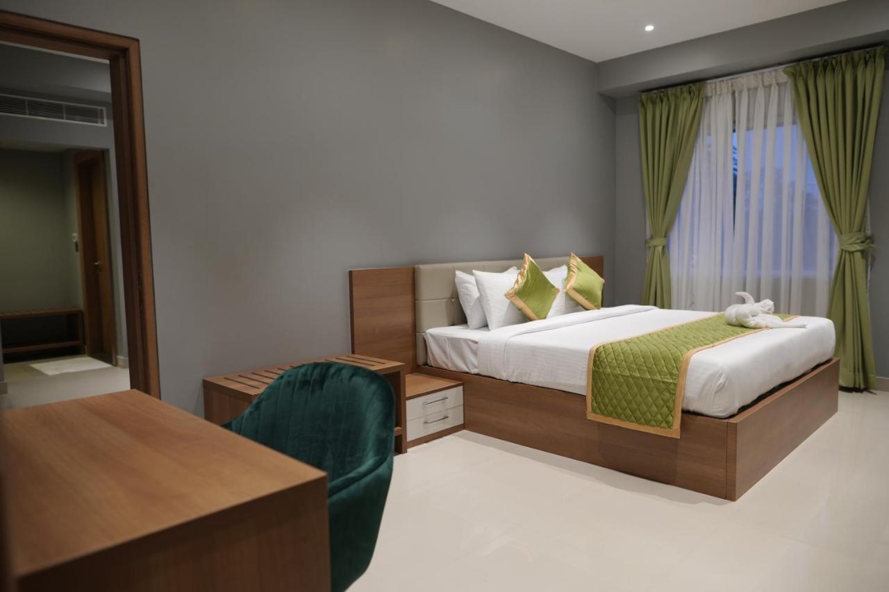 Hotel Grand Alleppey Alappuzha Exterior photo
