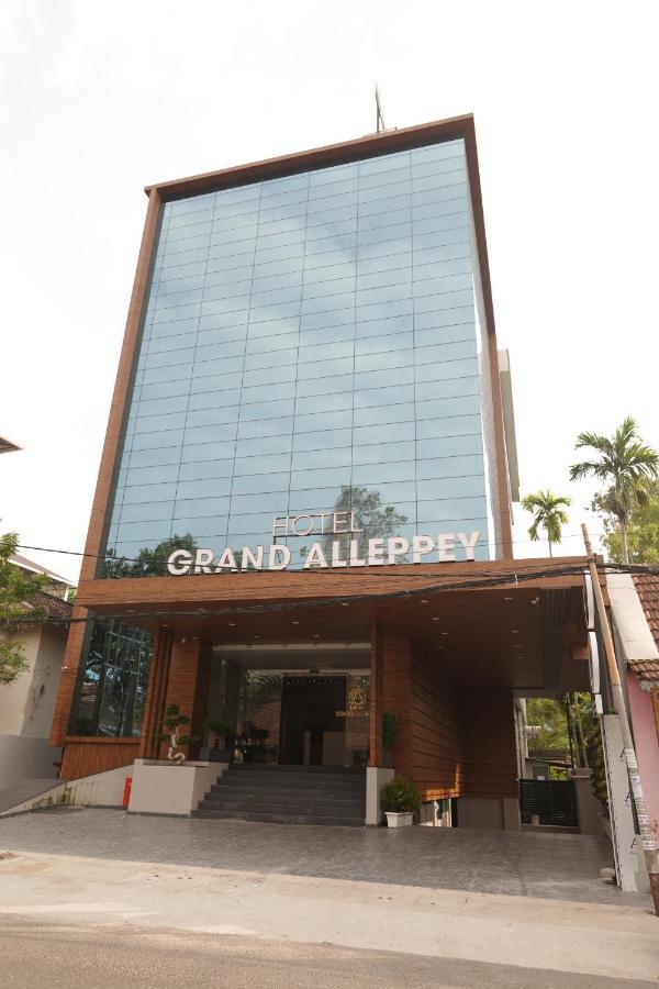 Hotel Grand Alleppey Alappuzha Exterior photo